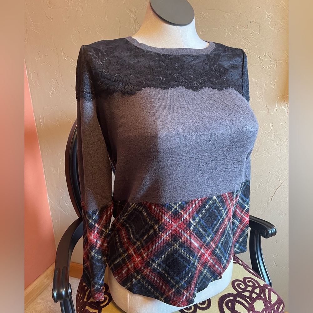 Maurice’s long sleeve top